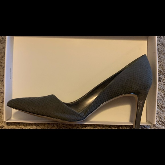 Calvin K - Picture 3 of 7